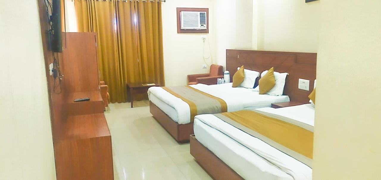 Hotel The Vaishno Devi Hills Katra  Kültér fotó