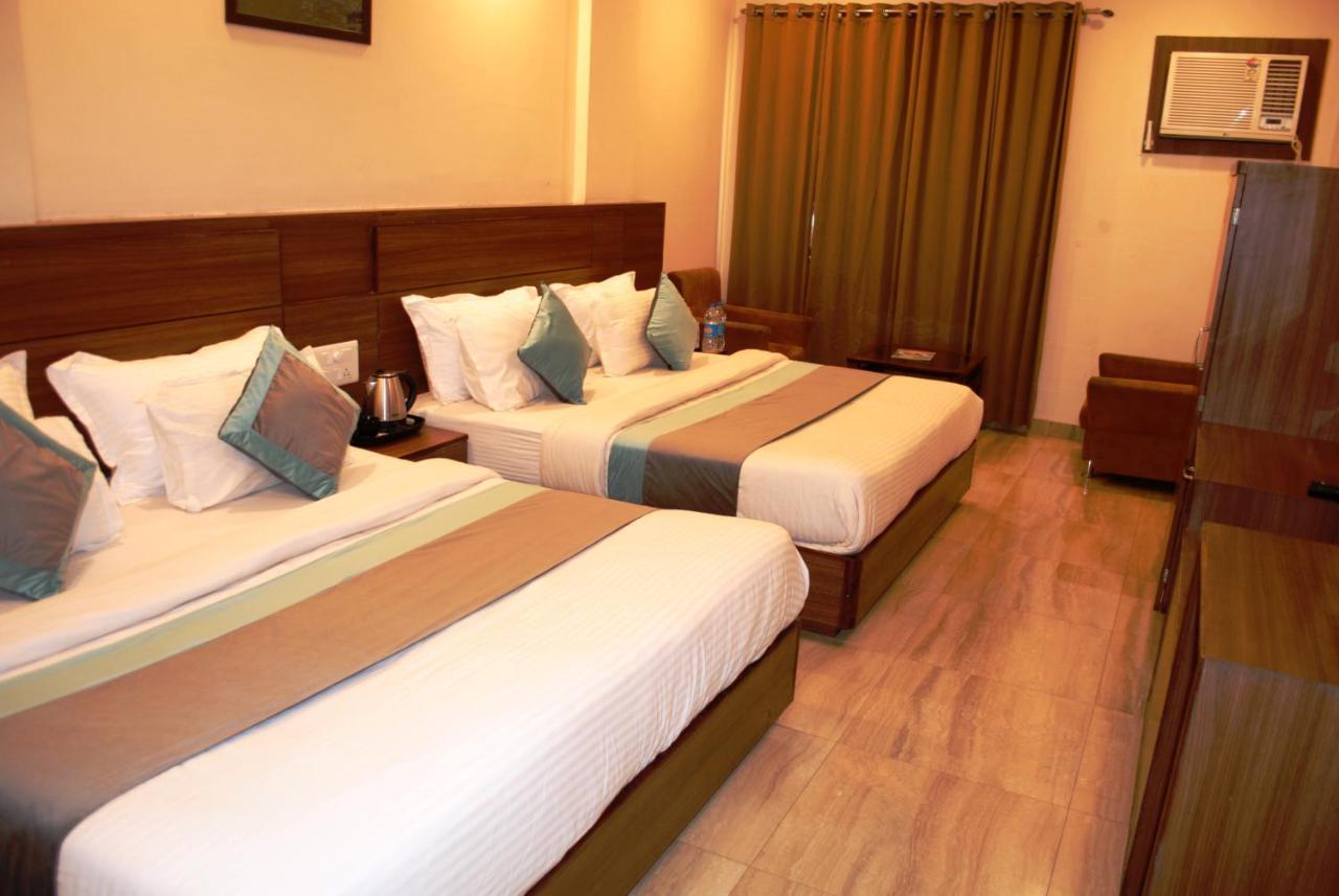 Hotel The Vaishno Devi Hills Katra  Kültér fotó